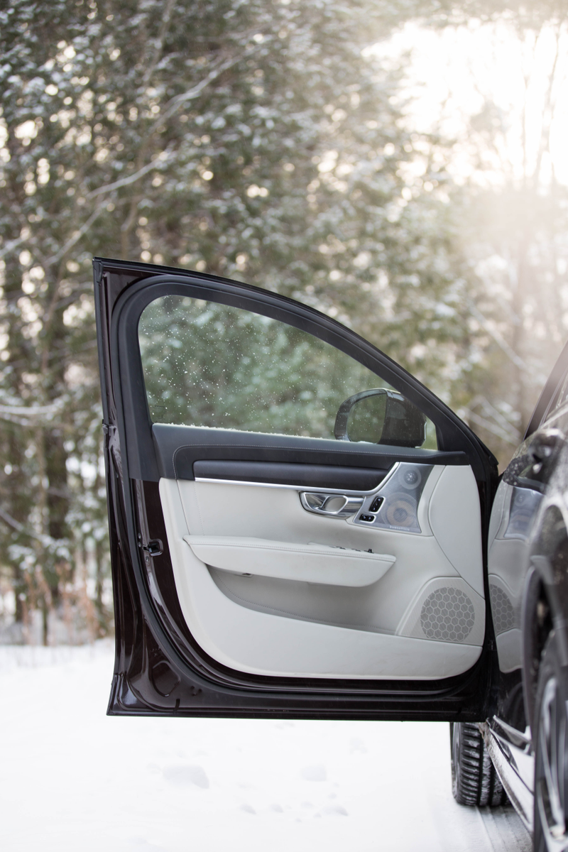 Illustration for article titled The 2017 Volvo V90 Cross Country Will Make You Demand The Wagon Life